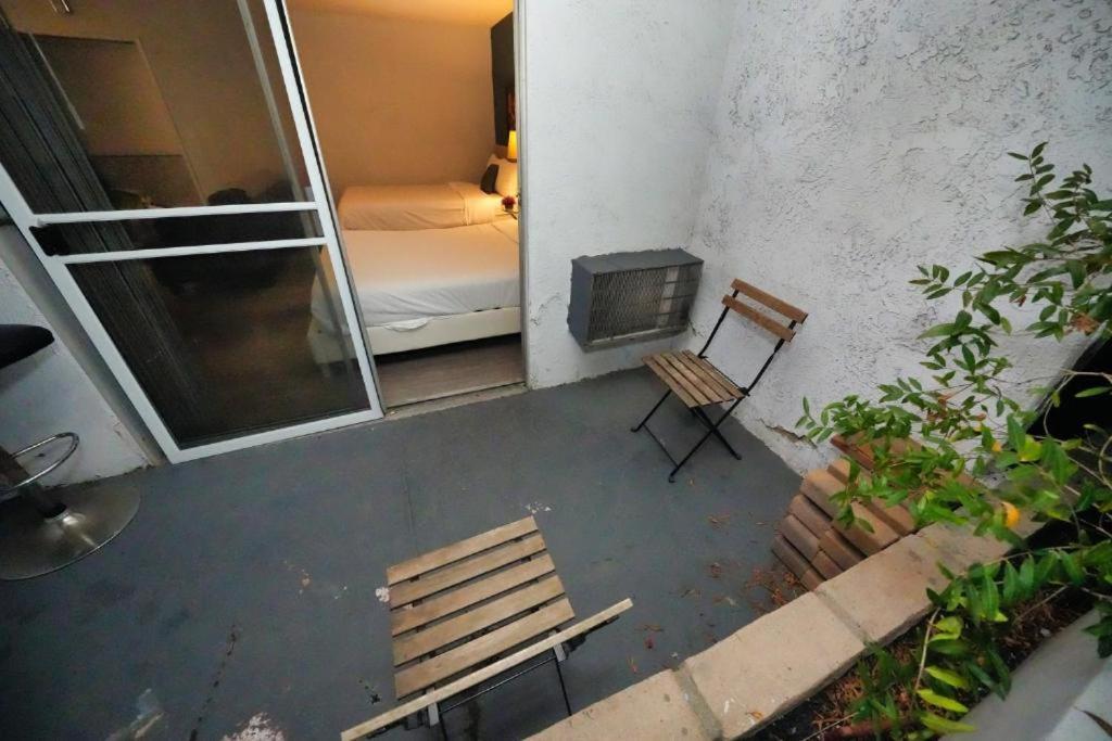 Charming Hollywood Condo With Pool & Balcony Los Angeles Extérieur photo